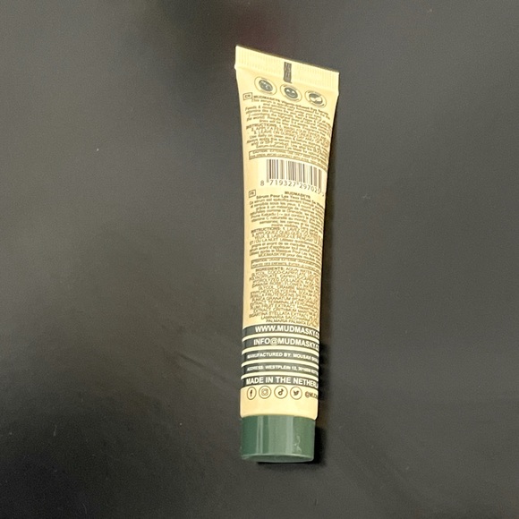 Mudmasky Vitamin-Infused Eye Serum - Picture 4 of 5